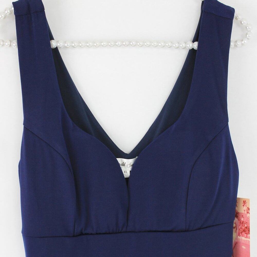 Emerald Sundae Women's Navy Blue Bodycon Bandage Dress - Picture 4 of 7